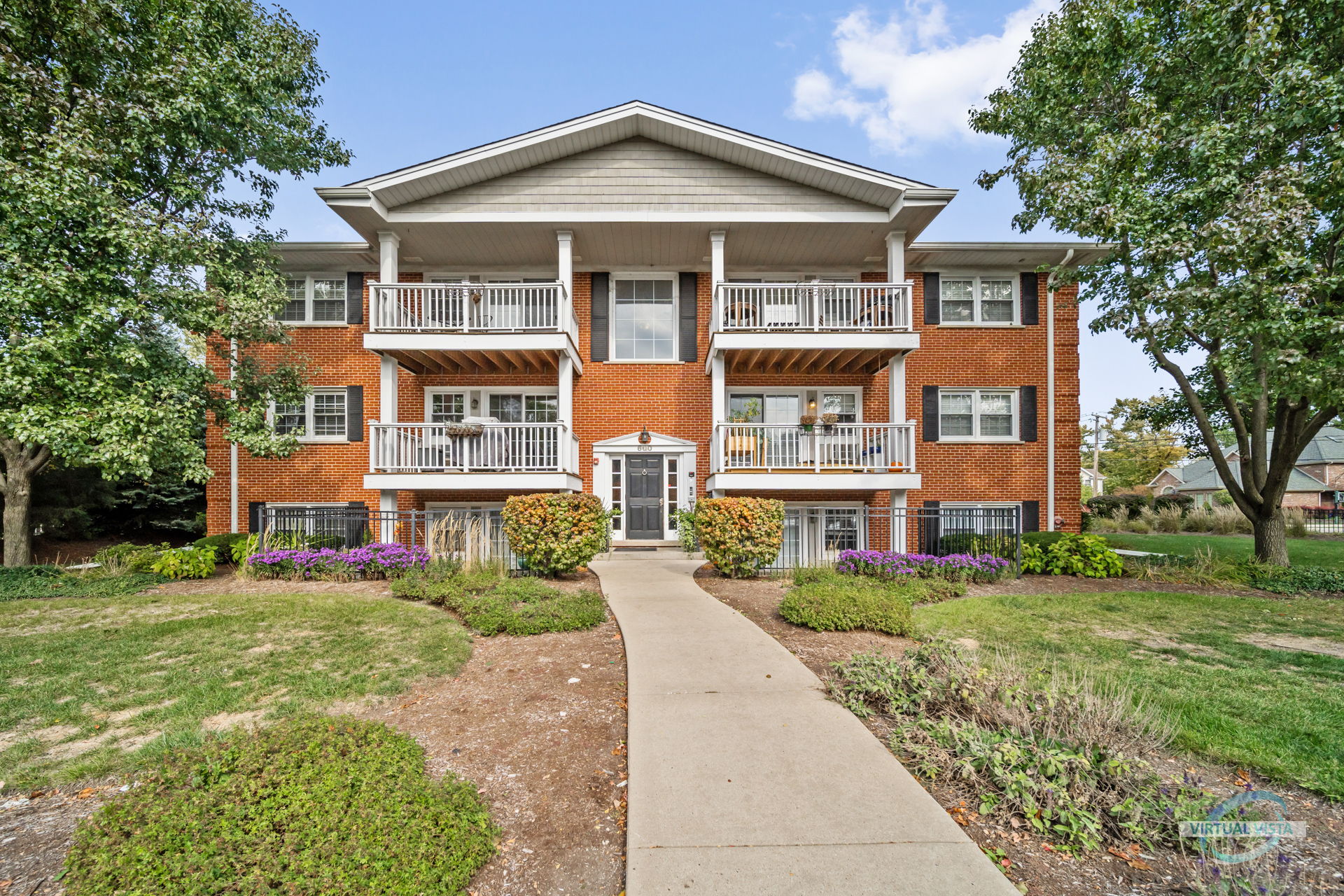 600 Old York Rd 201, Elmhurst, IL 60126 Virtual Vista, LLC