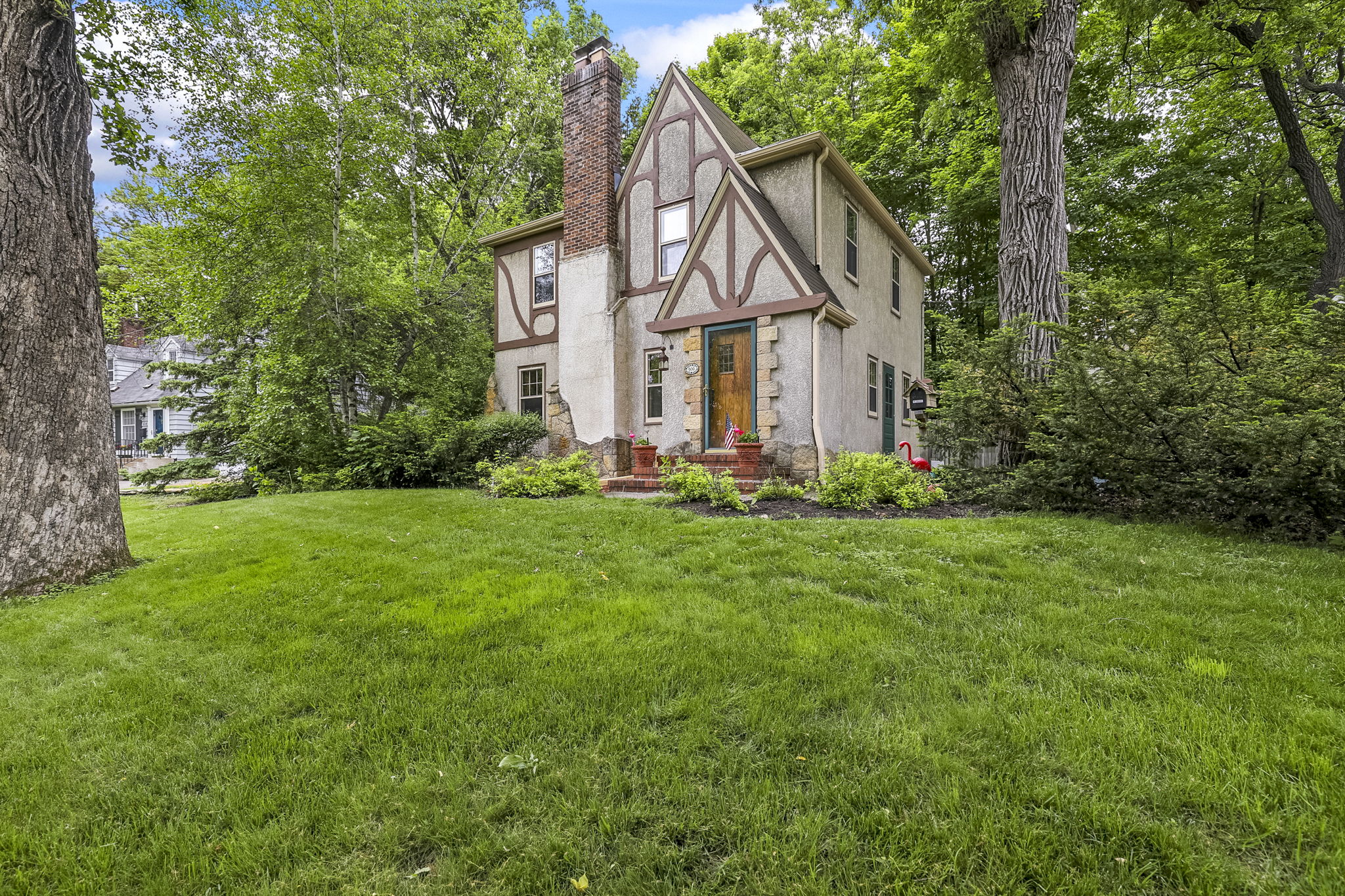 600 Pleasant Street, Excelsior, MN 55331, US