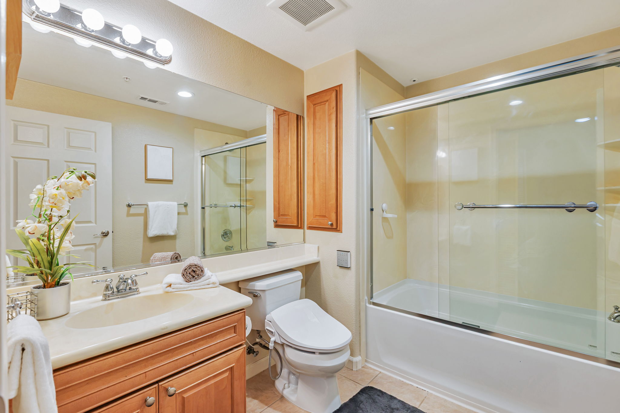 034_ 600 S Abel St unit 225 