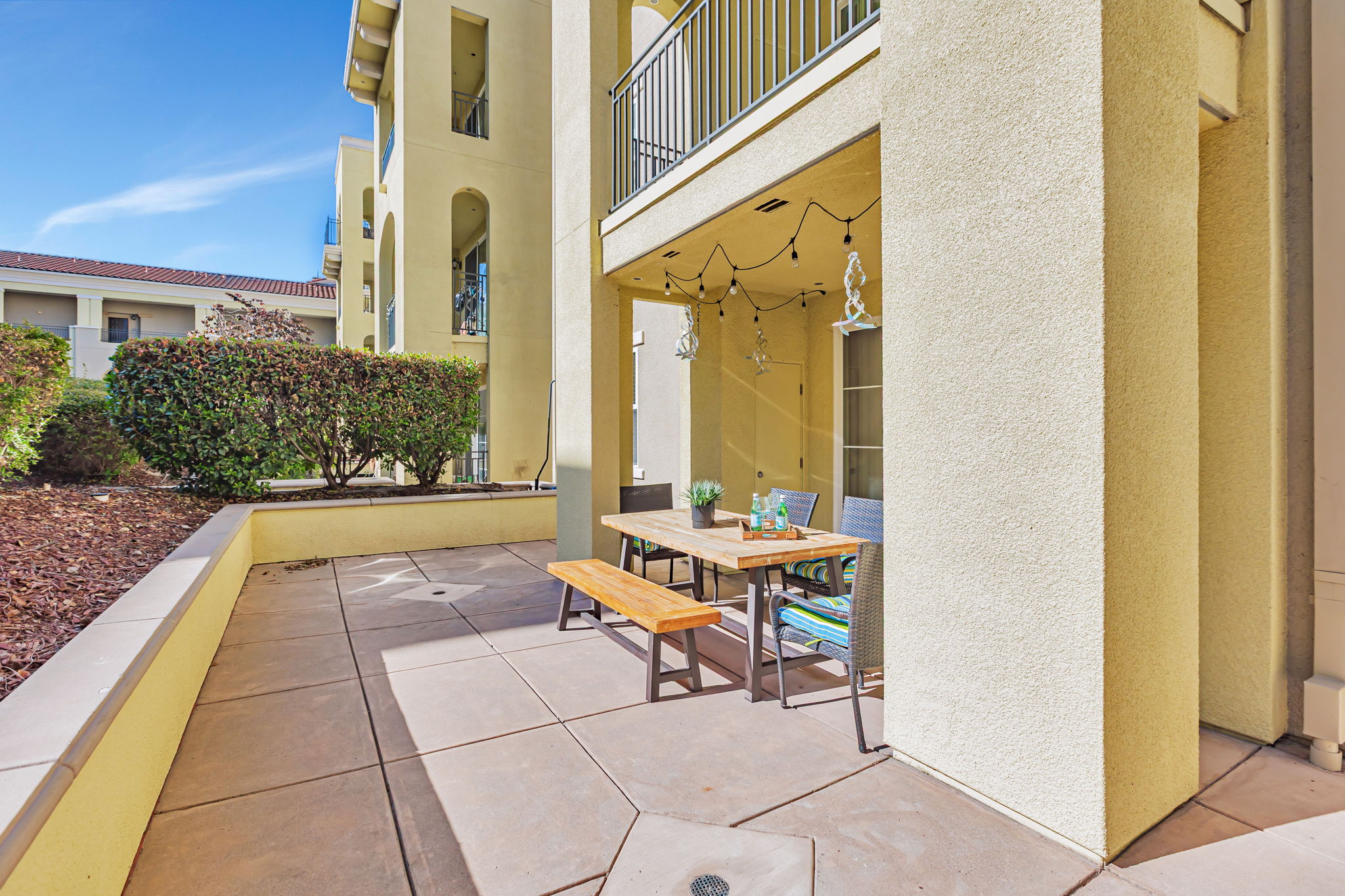 041_ 600 S Abel St unit 225 
