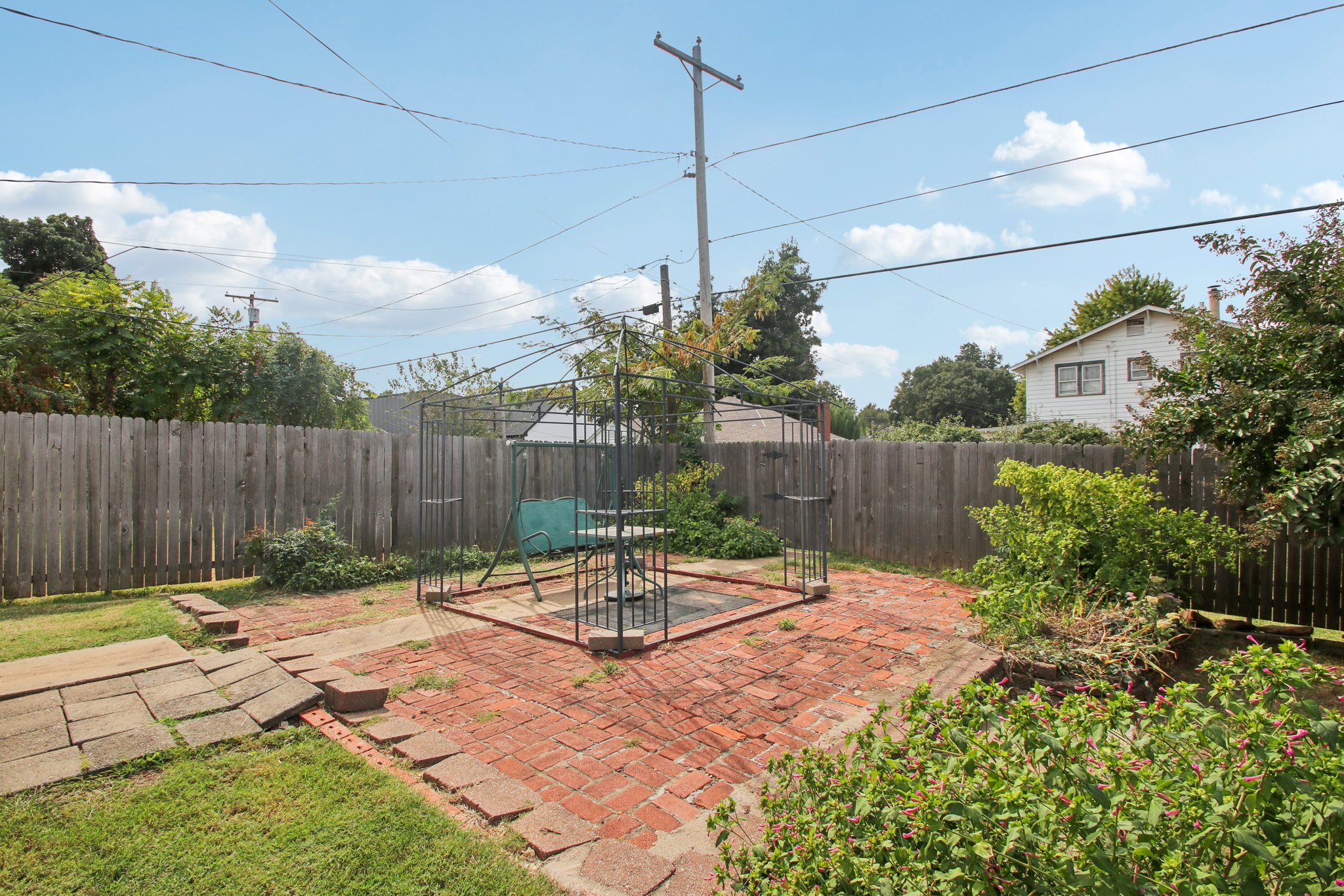 S Macomb Ave-S0810-038.jpg