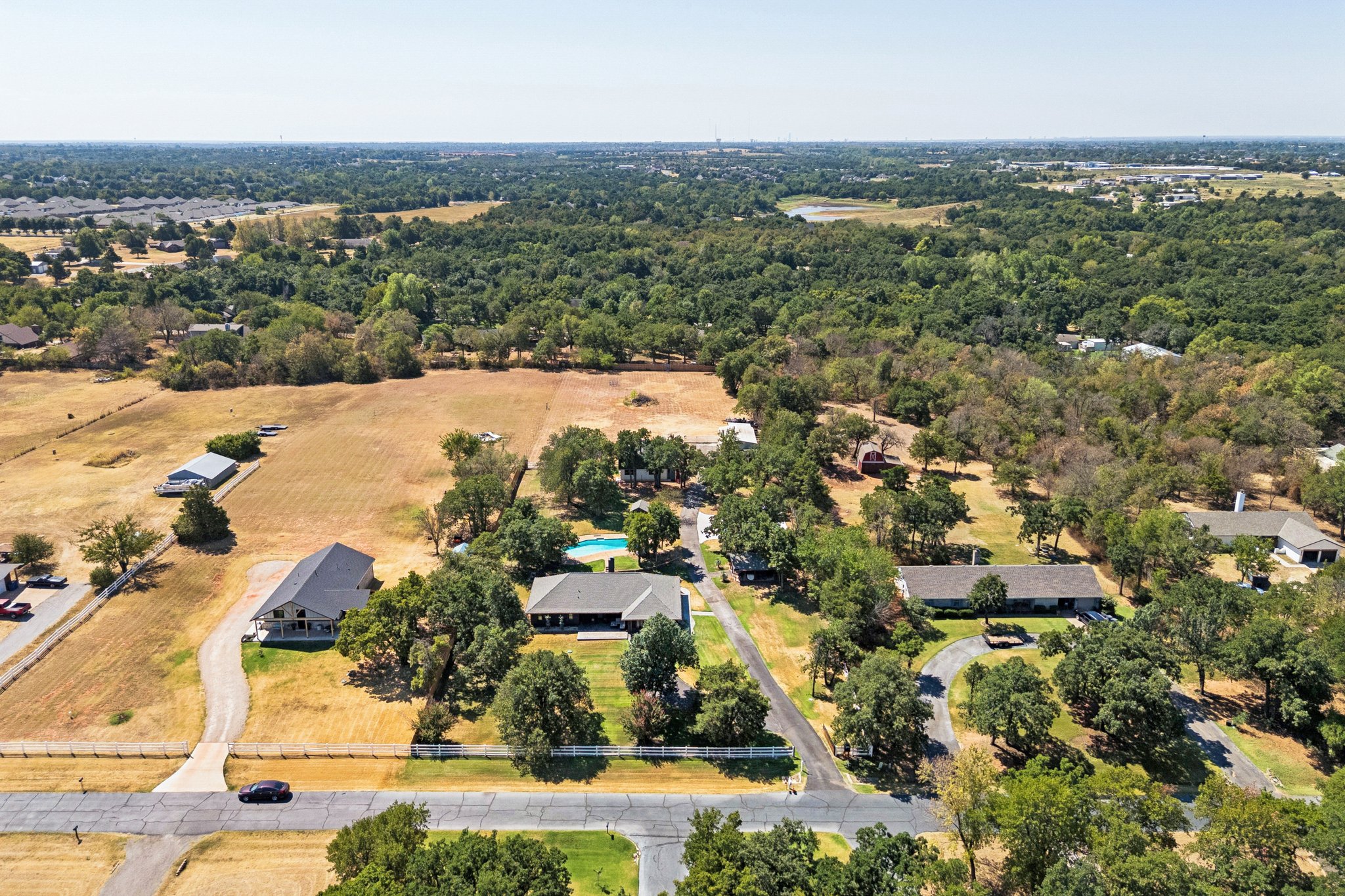 600 Sherwood Ln_002.jpg