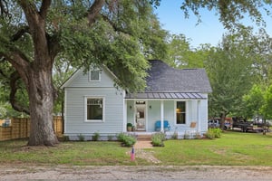 Short St-S0907-002.jpg