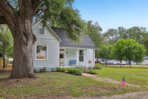 Short St-S0907-006.jpg