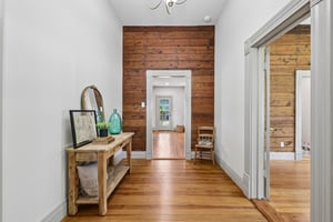 Short St-S0907-009.jpg
