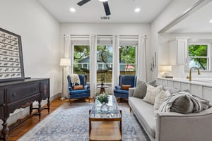 Short St-S0907-013.jpg