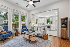 Short St-S0907-016.jpg