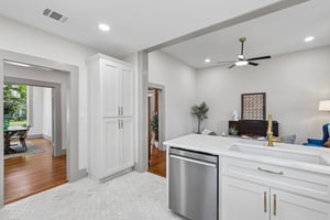 Short St-S0907-024.jpg