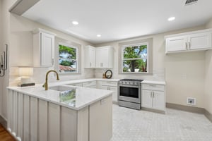 Short St-S0907-026.jpg