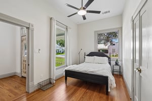 Short St-S0907-036.jpg