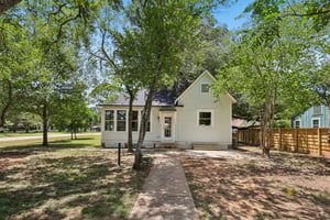Short St-S0907-041.jpg