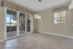 Dining - Breakfast Bar