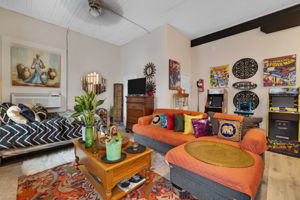 600 Washington St-28