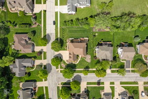 600 Willow St, Sugar Grove, IL 60554_043