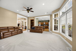 600 Willow St, Sugar Grove, IL 60554_013