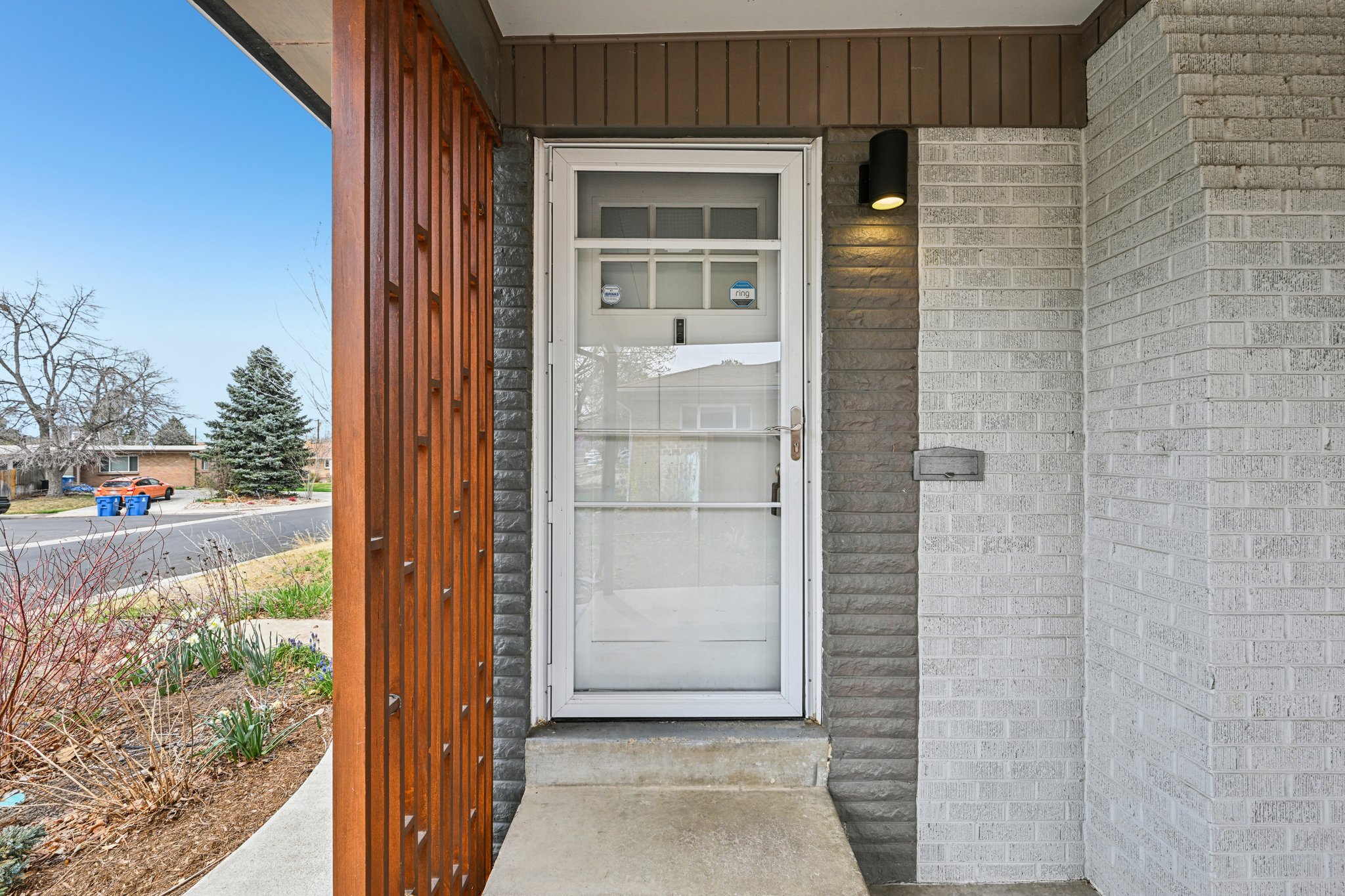 S Crestview St-S0204-006.jpg