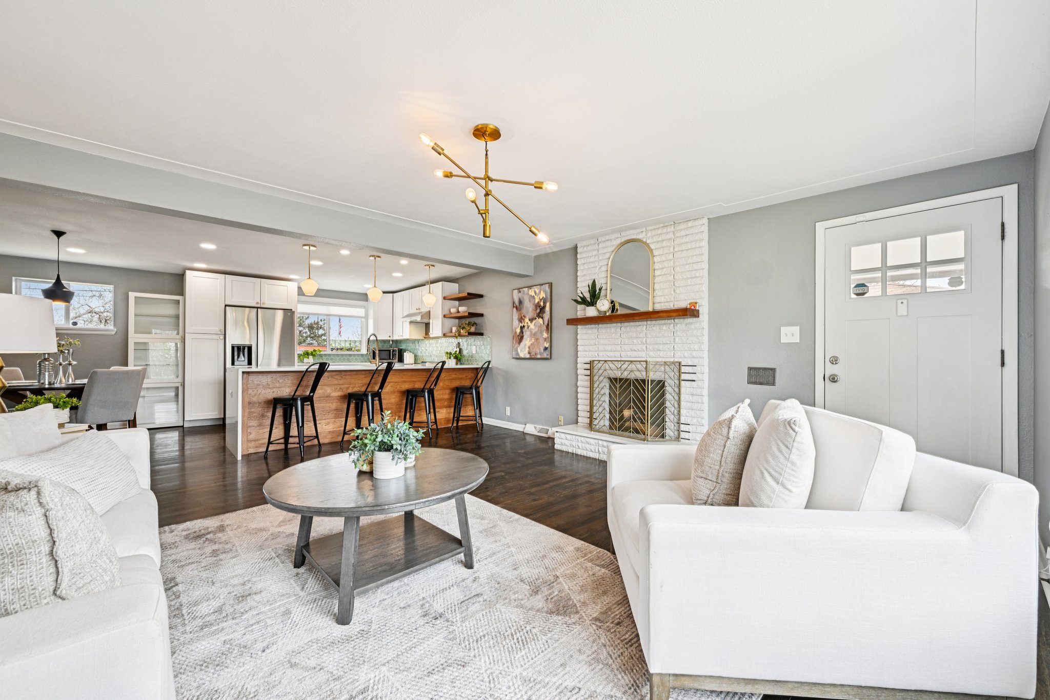 S Crestview St-S0204-013.jpg