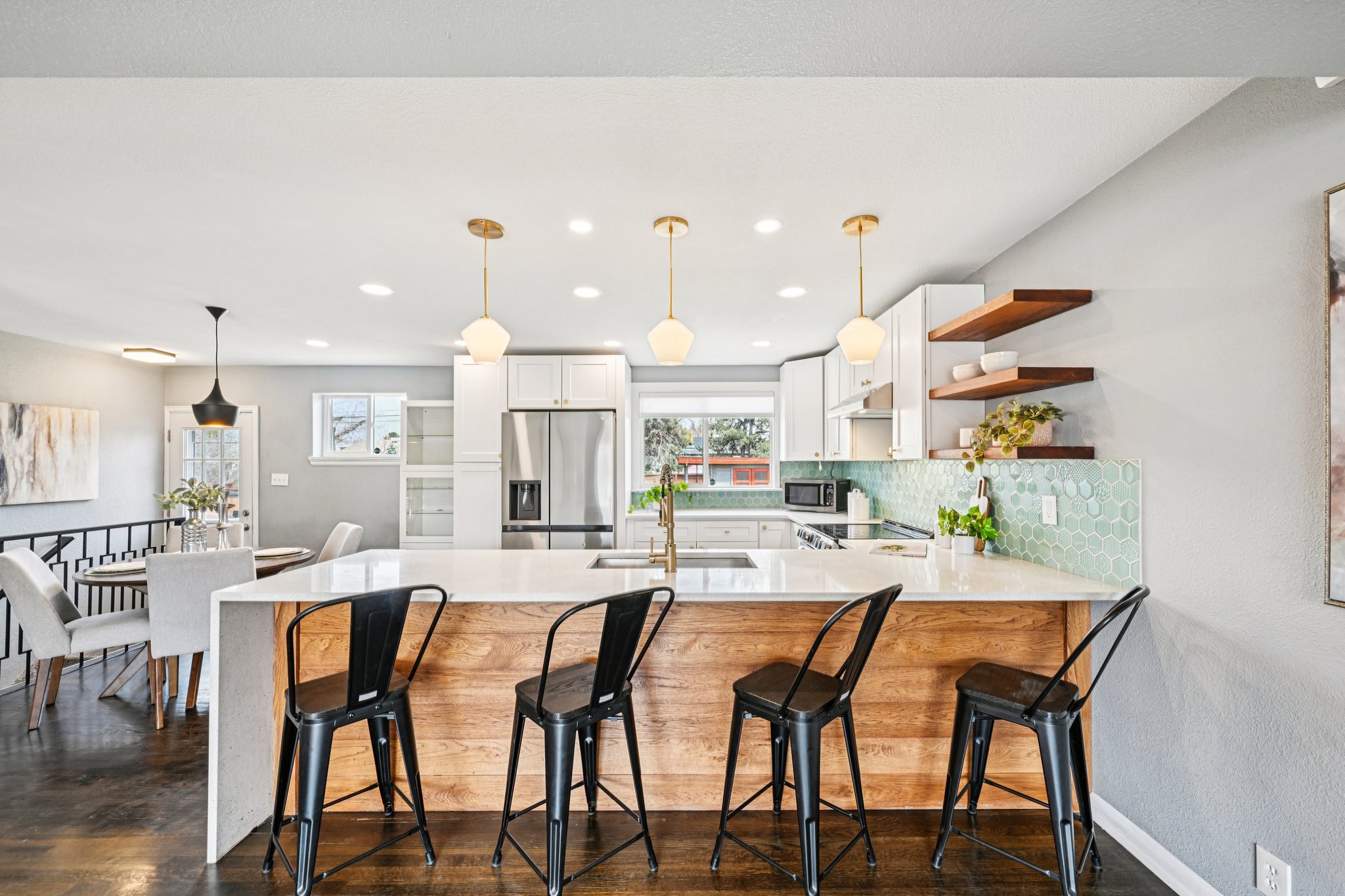 S Crestview St-S0204-016.jpg