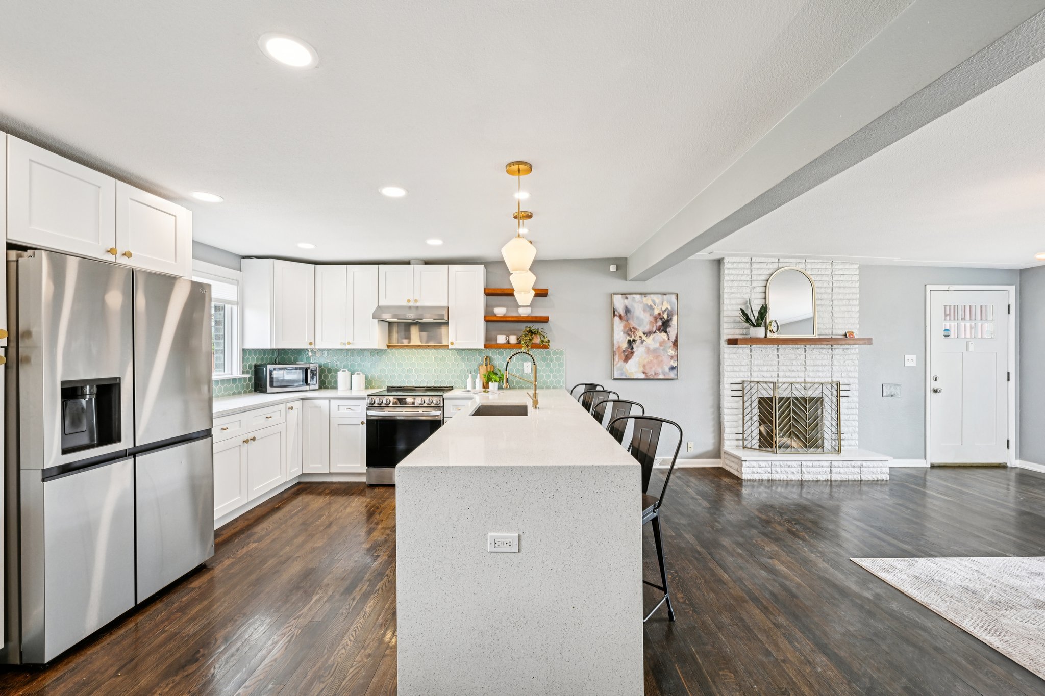 S Crestview St-S0204-019.jpg