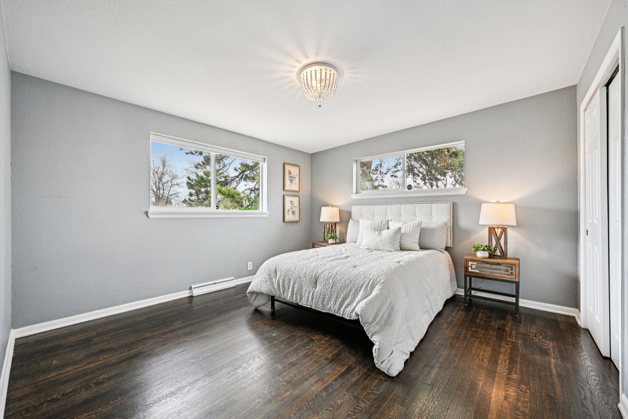 S Crestview St-S0204-027.jpg