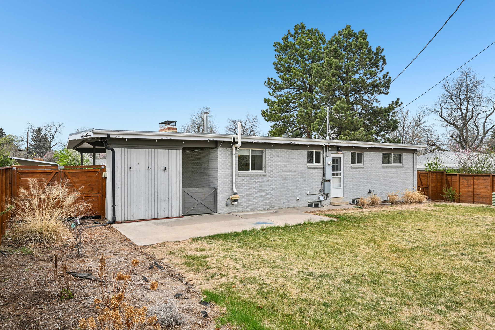 S Crestview St-S0204-047.jpg