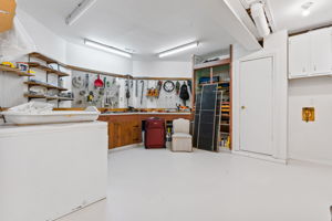 Photo 49