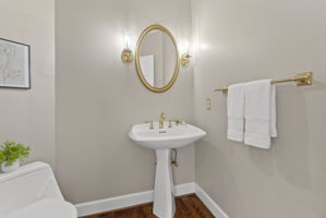  Photo 37