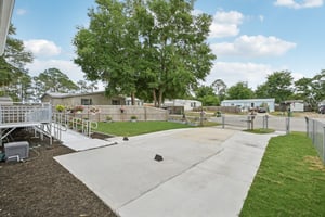 6th Manor E-0605-005.jpg