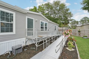 6th Manor E-0605-007.jpg