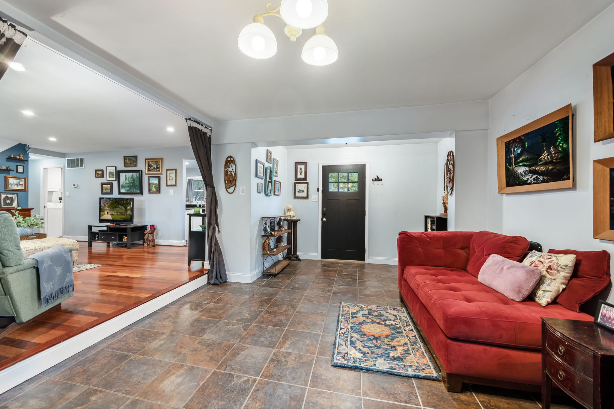 Foyer and Sitting Area