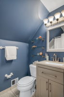 Upper Level Full Bathroom