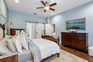 Merlinwood Dr-S0805-025.jpg