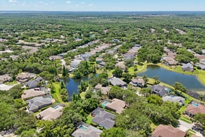 Merlinwood Dr-S0805-071.jpg
