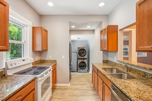 N Highland Ave-1505-012.jpg