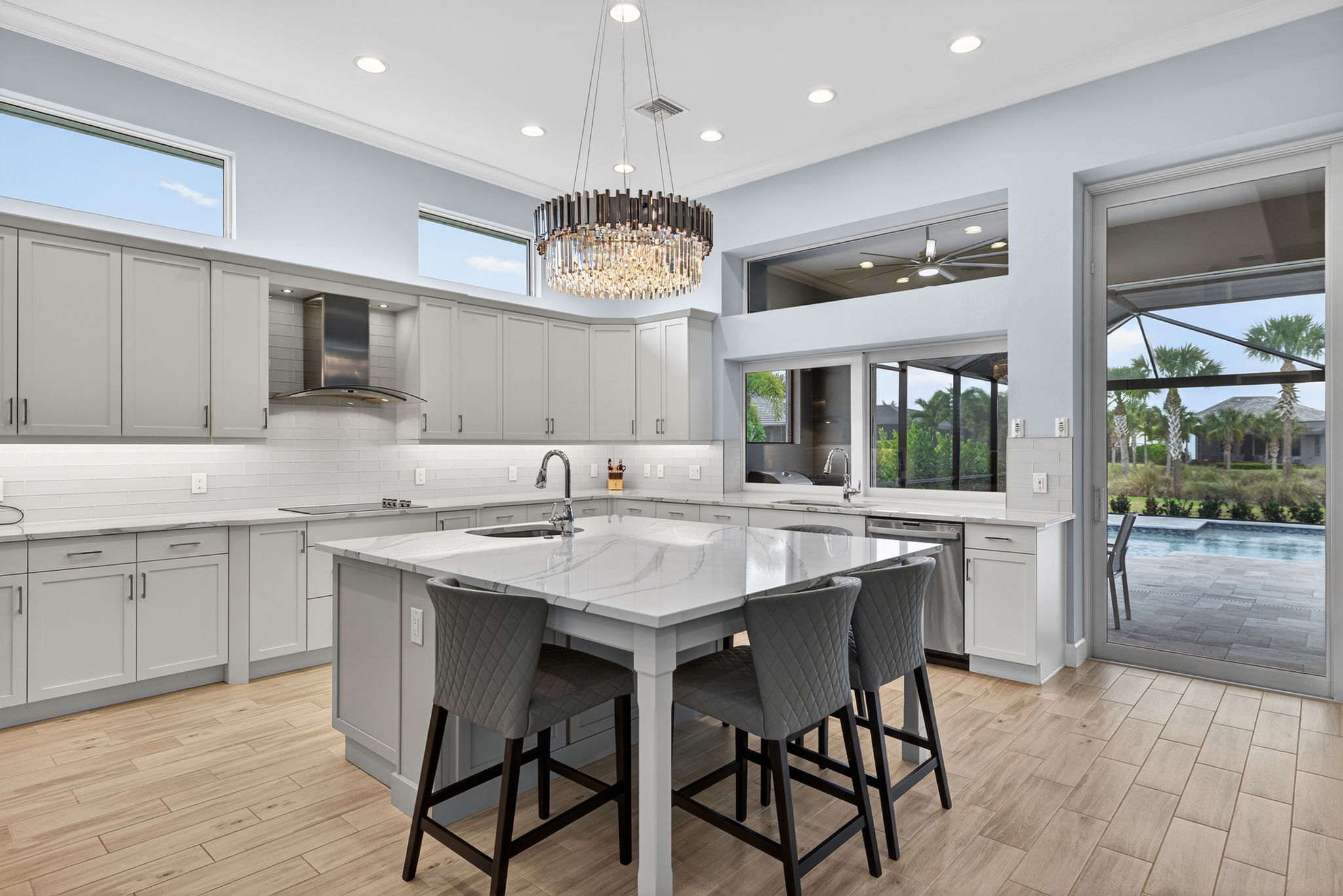 Breakfast Bar 1 of 2