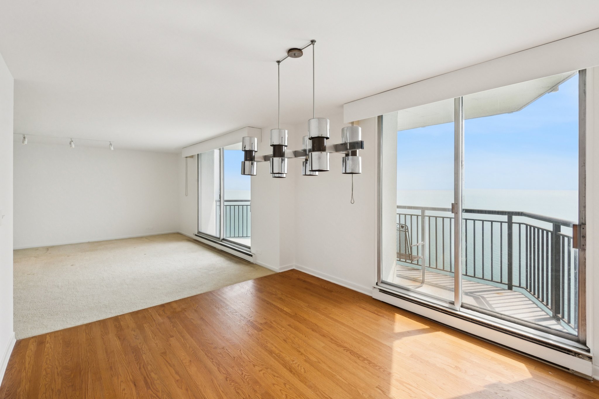 6007 N Sheridan Rd 27b_006.jpg