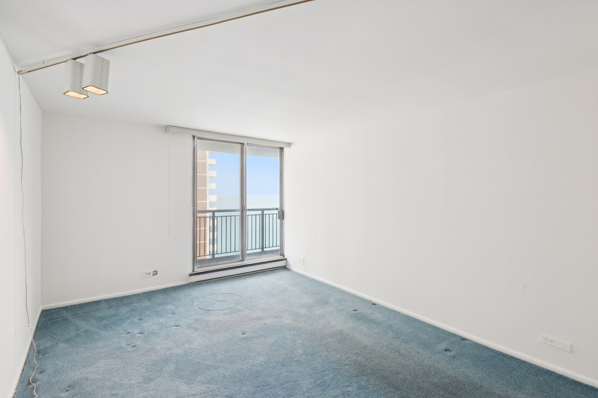 6007 N Sheridan Rd 27b_017.jpg