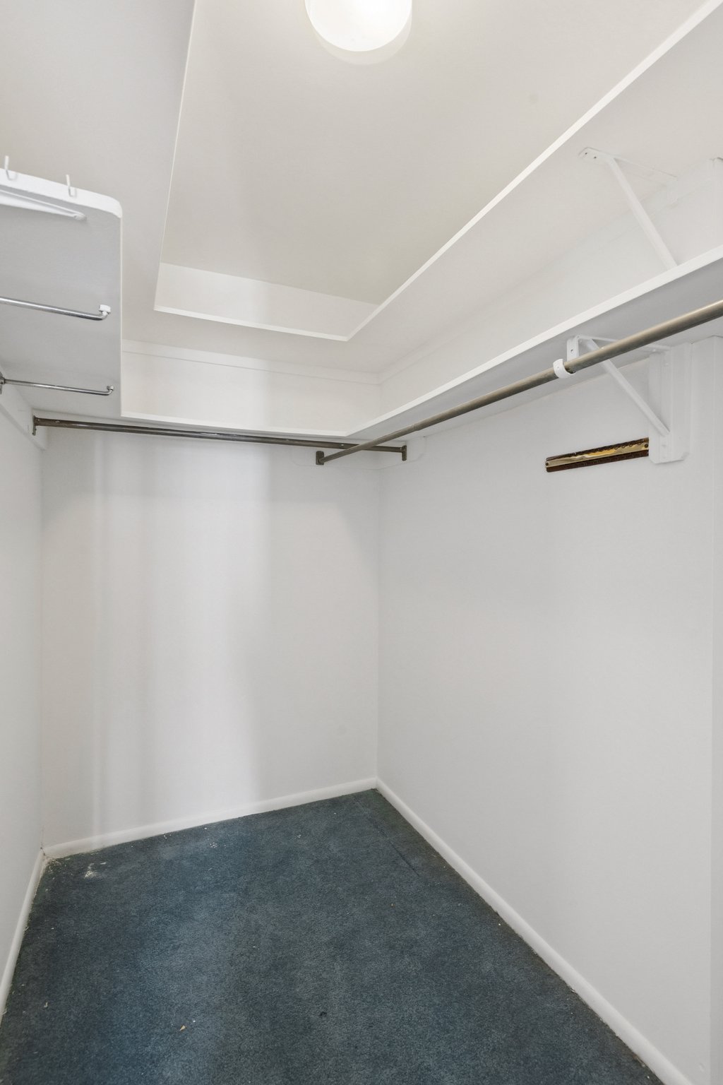 6007 N Sheridan Rd 27b_020.jpg