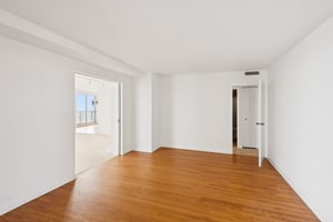 6007 N Sheridan Rd 27b_014.jpg