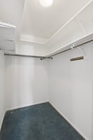 6007 N Sheridan Rd 27b_020.jpg