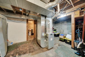  Photo 31