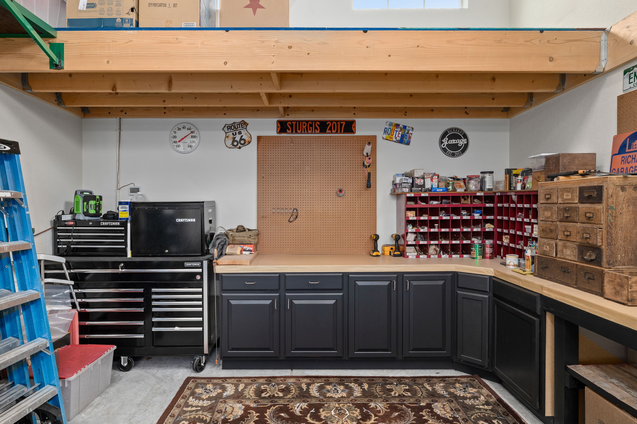 Garage 4