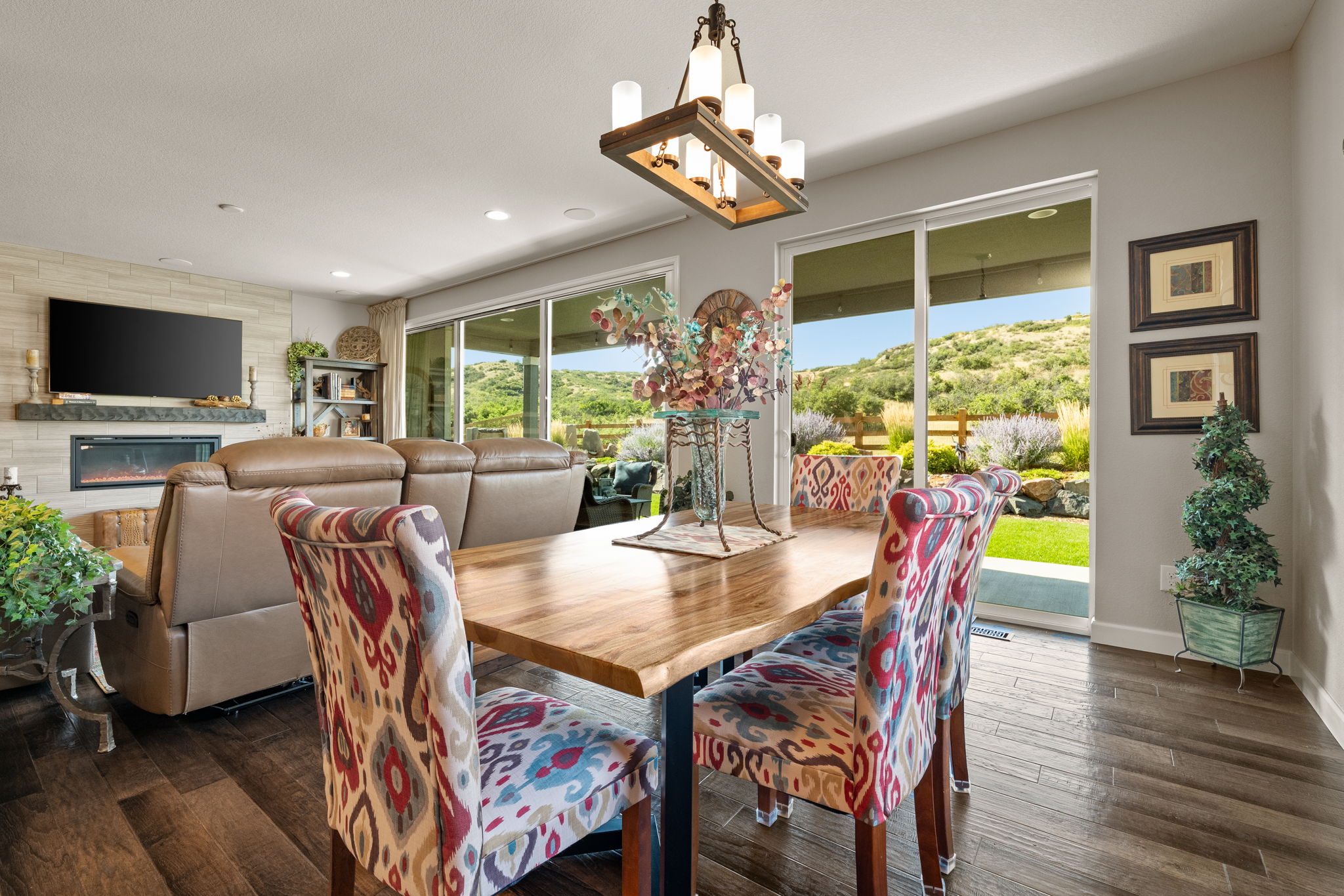 Kitchen Table 2