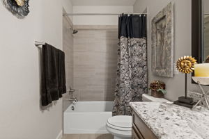 Main Floor Bath 5