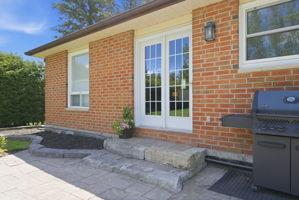  Photo 51