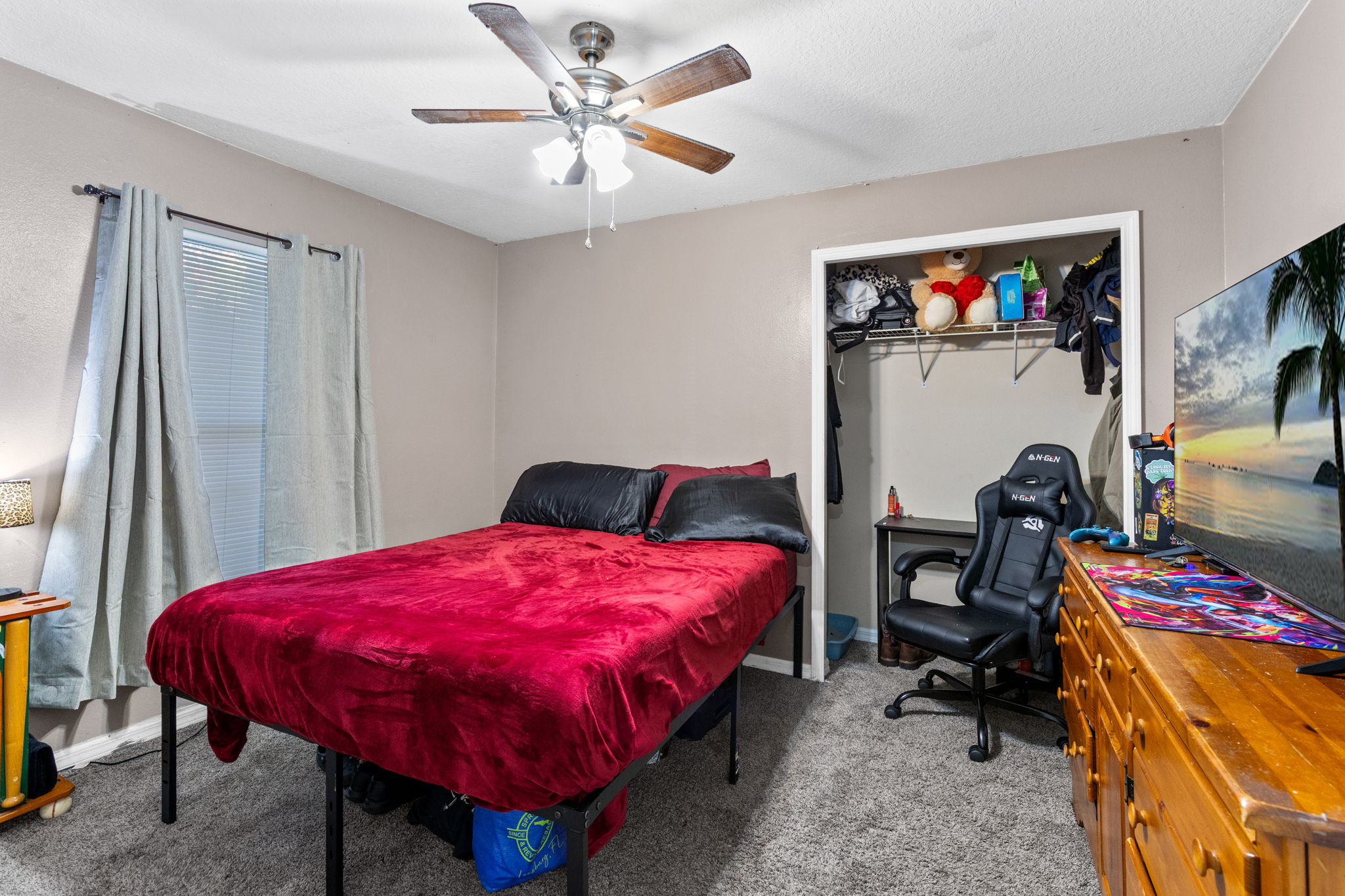  Photo 12