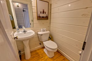  Photo 46