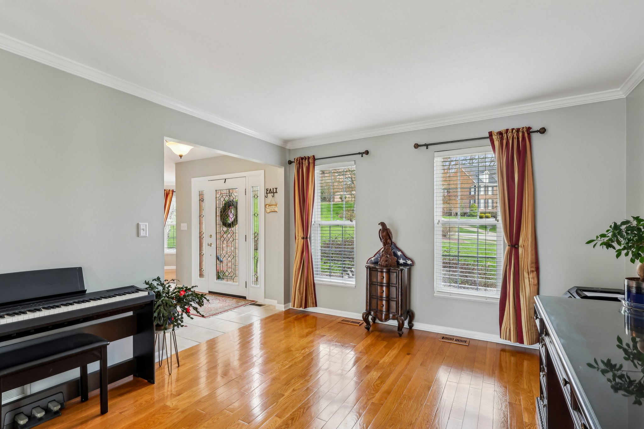 Crestview Ct-1704-009.jpg
