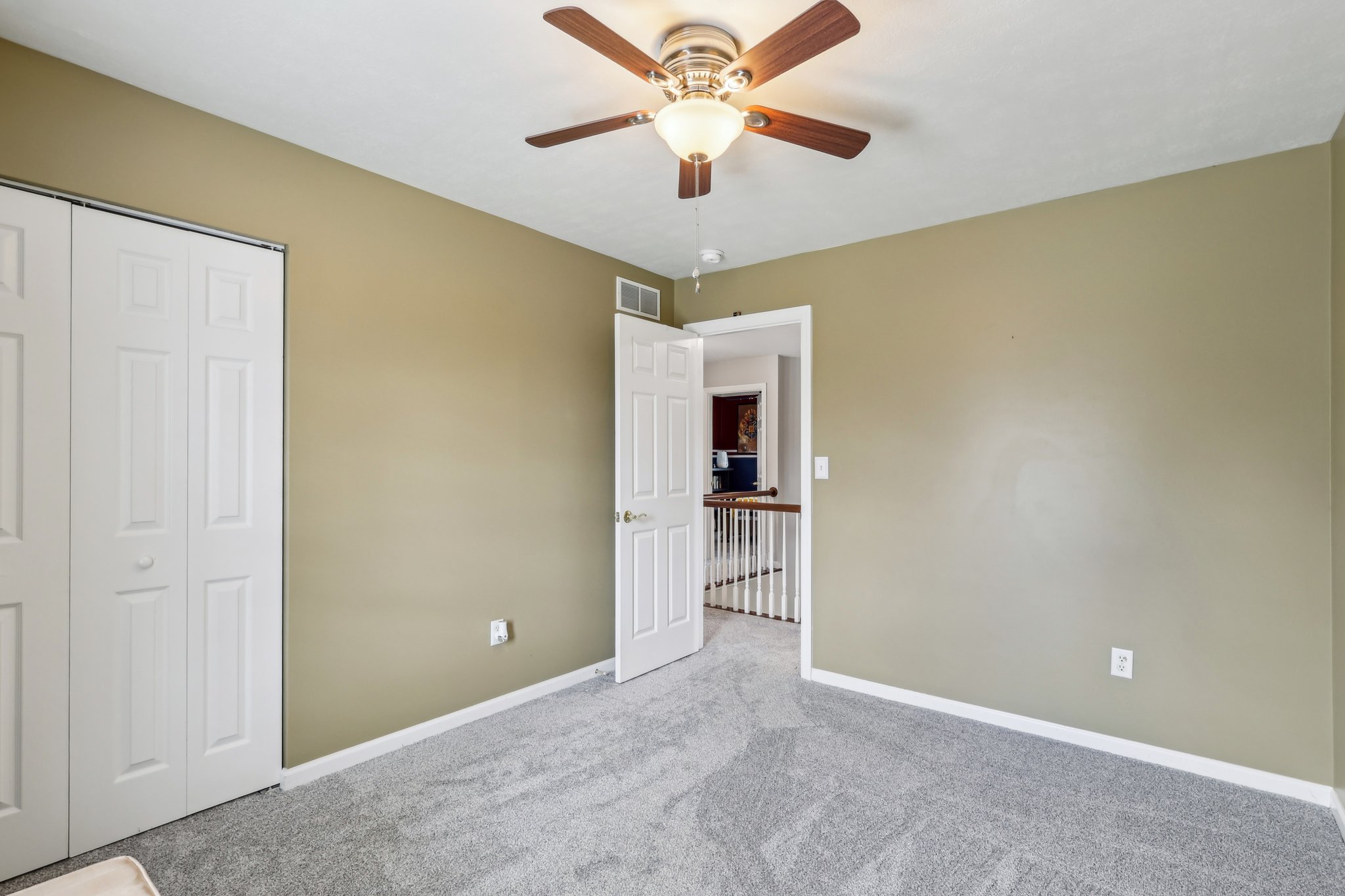 Crestview Ct-1704-035.jpg