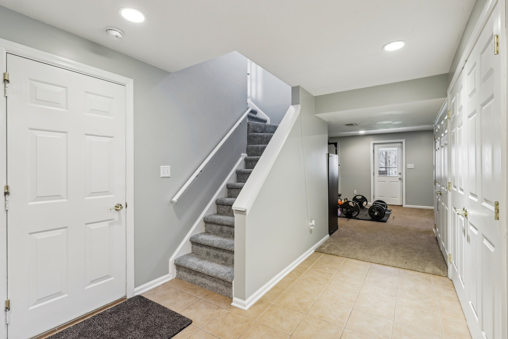 Crestview Ct-1704-045.jpg